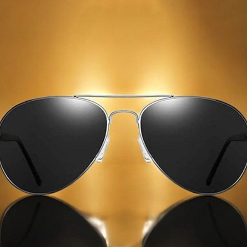 Unisex Aviator Sunglasses with Polarised and UV Protected Lens